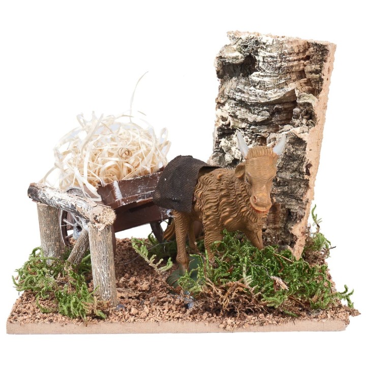 Bue con carro carico di paglia per presepe cm 15x15x12 h