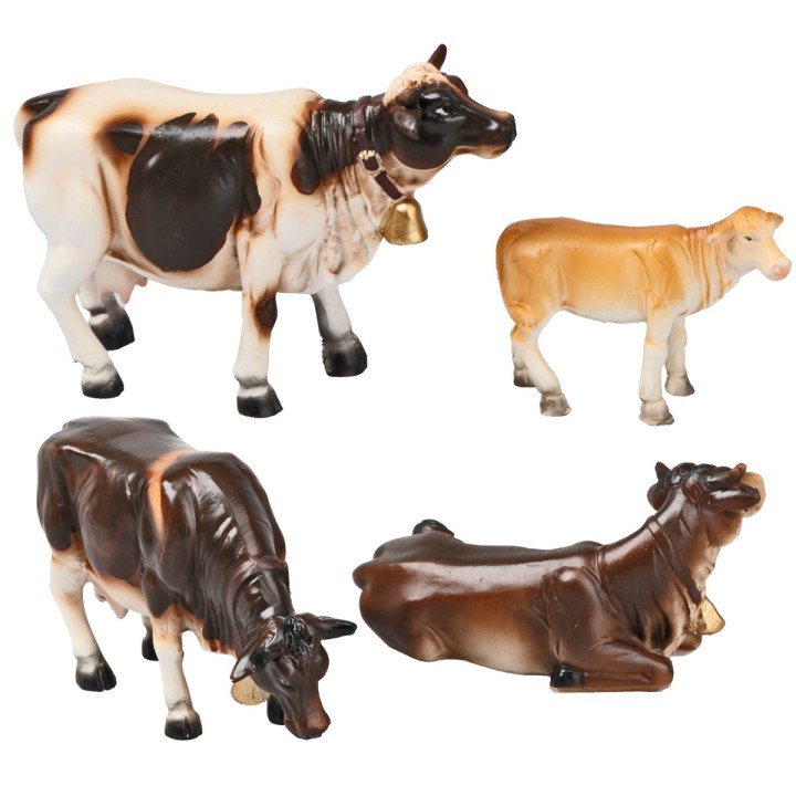 Set of three cows and a calf for 9-10 cm figurines