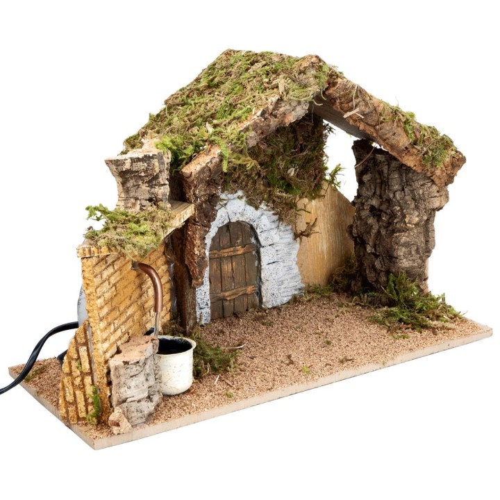 Hut with door and working fountain cm 36x17x24 h