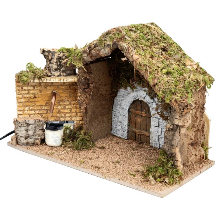Hut with door and working fountain cm 36x17x24 h