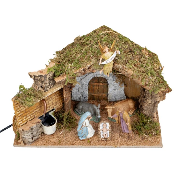 Cabaña con portón y fuente funcional completa con estatuas