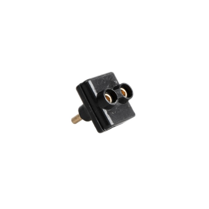 Triple Plug for low voltage