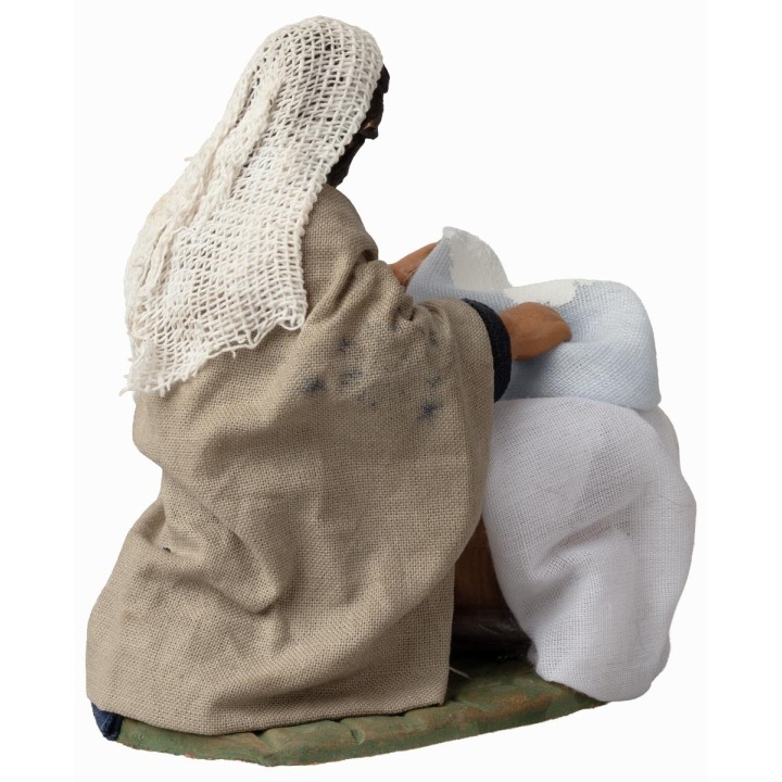 Kneeling washerwoman 12 cm series