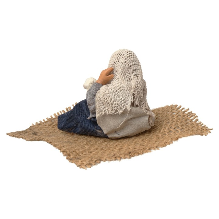 Donna seduta con agnello serie 10 cm