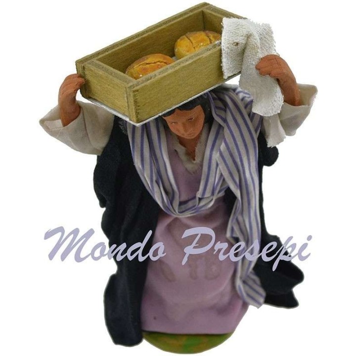 Donna con cassetta di pane cm 12 Lux