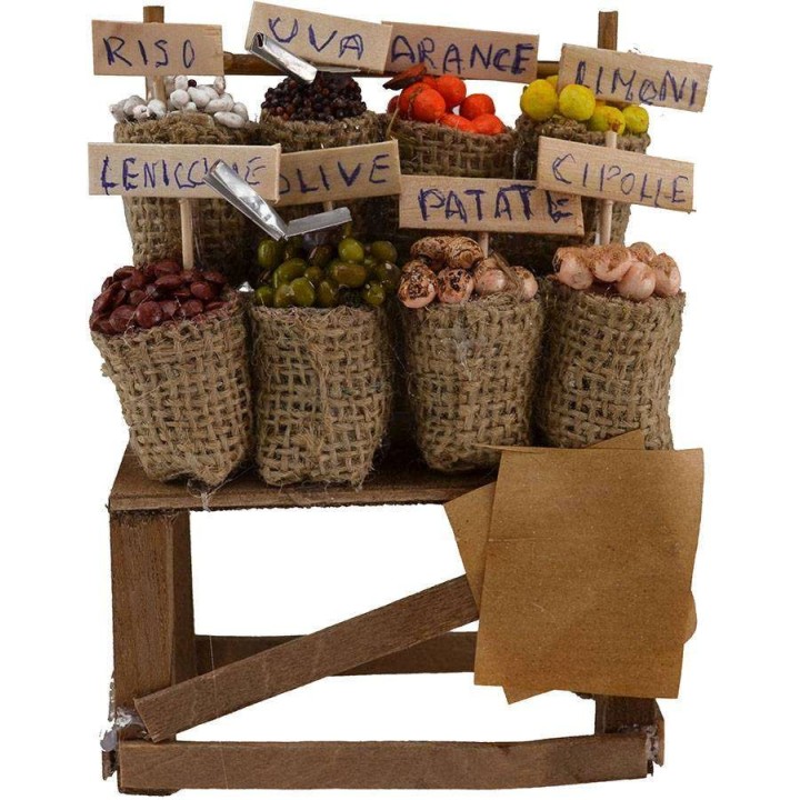 Banco con sacchi di frutta e verdura cm 10x4,5x14 h.